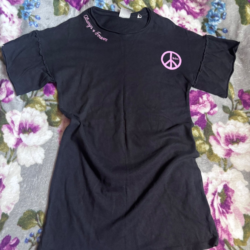 Vtg Junk Food The Beatles Peace Sign Ruffle T-Shirt Dress Black Pink Medium